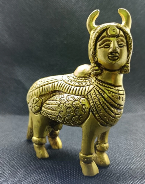 Super Fine Quality Pure Brass kamdhenu cow Idol Statue,  Goddess Gauu Mata Idol Hindu Statue